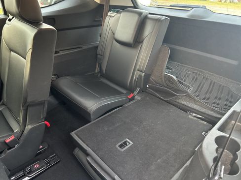 Used 2019 Volkswagen Atlas SE image 14