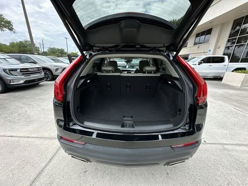 Certified 2022 Cadillac XT4 Luxury w/ Driver Awareness Package image 31