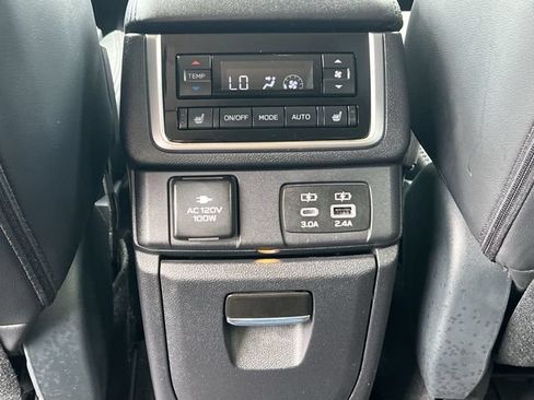 Certified 2025 Subaru Ascent Bronze Edition AWD/4WD image 46