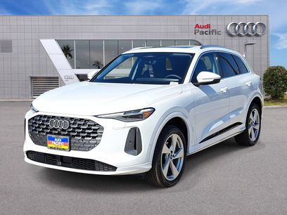 New 2025 Audi Q5 Premium Plus