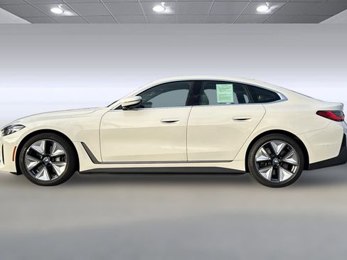 Used 2025 BMW i4 eDrive40 w/ Premium Package image 2