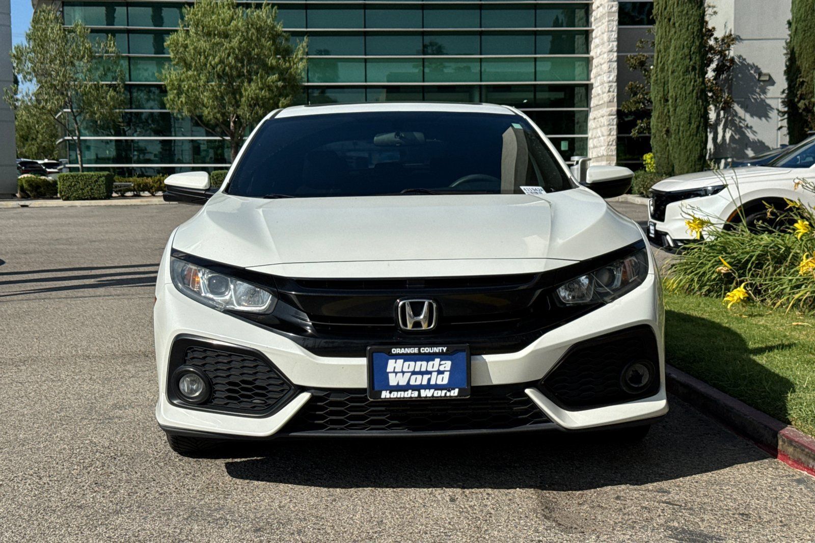 Used 2018 Honda Civic EX image 3