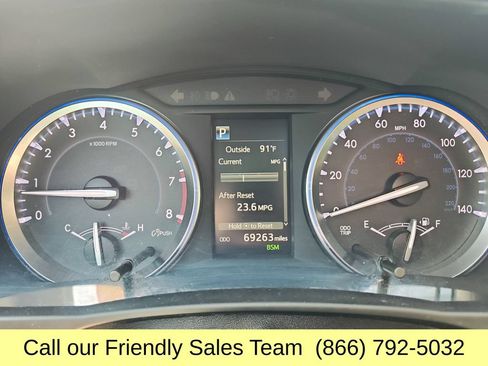 Used 2017 Toyota Highlander XLE AWD/4WD image 19