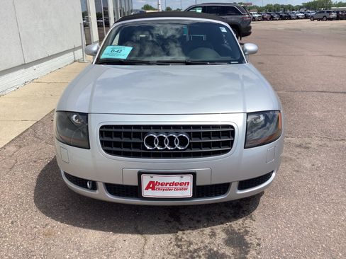 Used 2005 Audi TT 1.8T FWD image 2