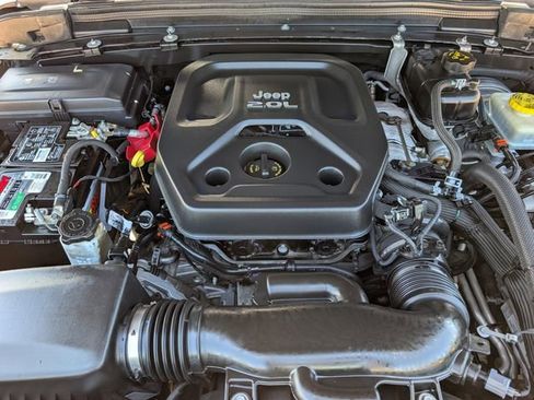 Used 2019 Jeep Wrangler Unlimited Sport S image 30