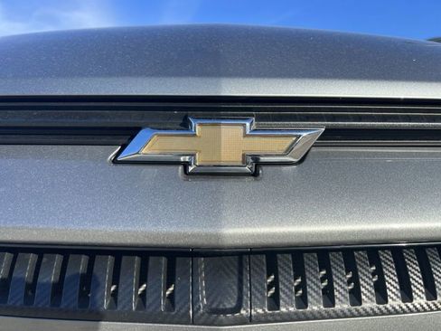 New 2026 Chevrolet Equinox EV LT image 31