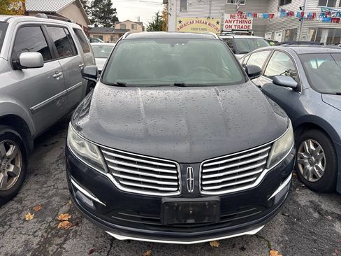 Used 2015 Lincoln MKC FWD w/ Equipment Group 101A Select image 2