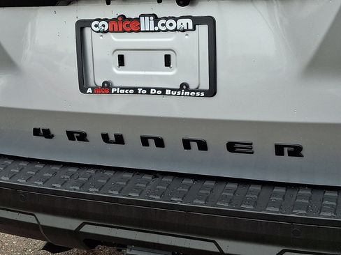 Certified 2025 Toyota 4Runner TRD Off-Road image 30