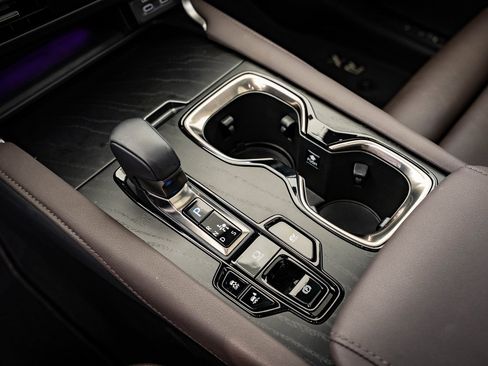 Certified 2025 Lexus RX 350 w/ Convenience Package image 32