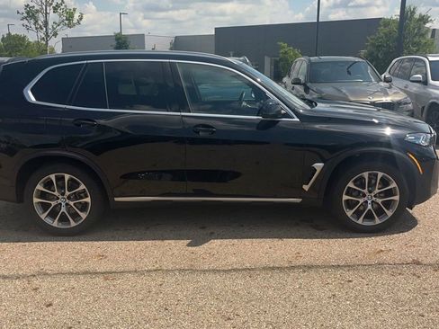 Used 2026 BMW X5 xDrive40i AWD/4WD image 3