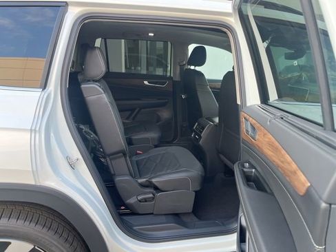 New 2026 Volkswagen Atlas SE FWD image 30