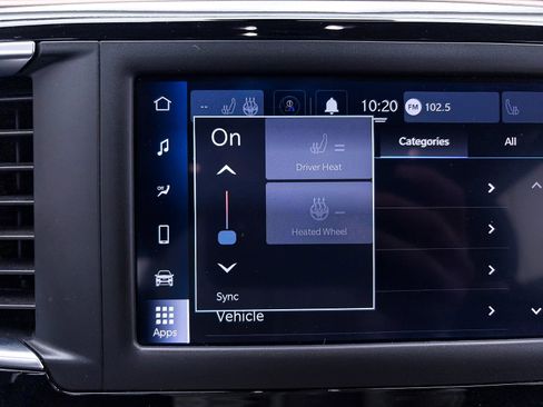 Used 2023 Chrysler Voyager LX image 24