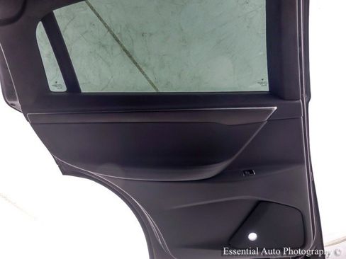 Used 2018 Tesla Model X P100D image 39