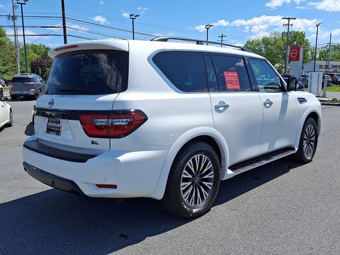 Certified 2023 Nissan Armada SL w/ Midnight Edition Package AWD/4WD image 8