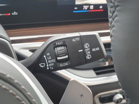 New 2026 BMW X5 xDrive40i w/ M Sport Package image 16