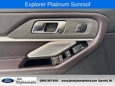 Used 2026 Ford Explorer Platinum AWD/4WD image 17