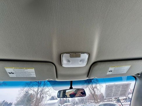 Used 2013 Toyota Sienna L image 32