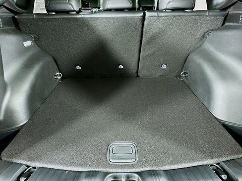 New 2026 Jeep Compass Limited image 32