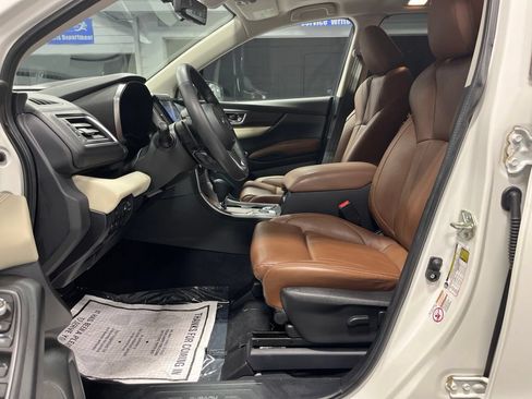 Used 2019 Subaru Ascent Touring w/ Popular Package #2 AWD/4WD image 10