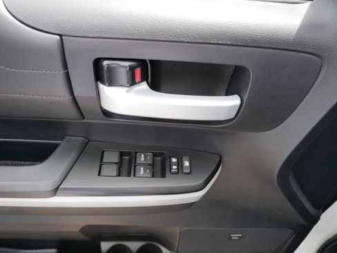 Certified 2019 Toyota Tundra Limited w/ Limited Premium Package AWD/4WD image 18