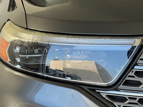 Used 2020 Ford Explorer Limited image 10