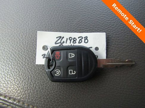 Used 2014 Ford F150 Lariat w/ Lariat Chrome Package image 17