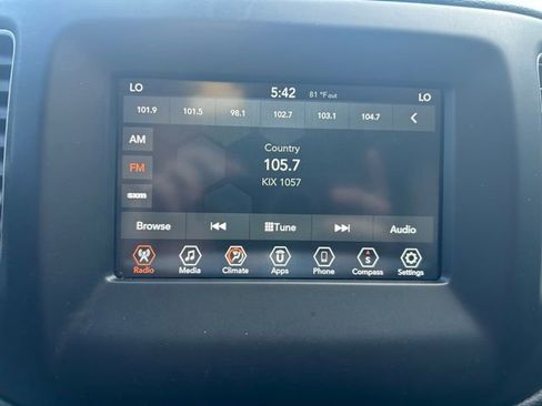 Used 2020 Jeep Compass Latitude image 20