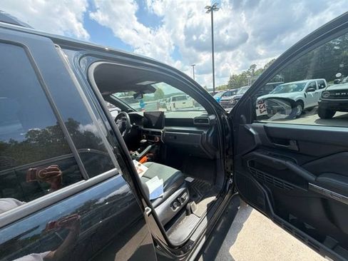 Used 2025 Toyota 4Runner TRD Sport Premium AWD/4WD image 35