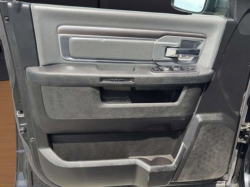 Used 2024 RAM 1500 Classic SLT AWD/4WD image 18
