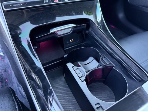 Used 2023 Mercedes-Benz C 300 Sedan image 25