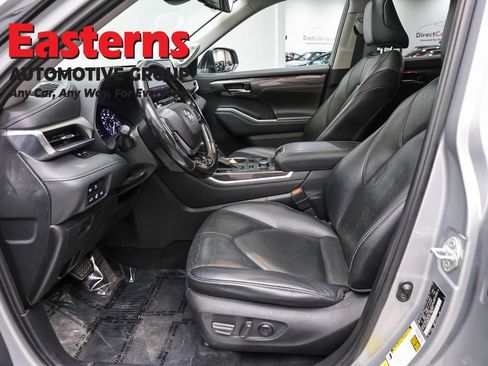 Used 2021 Toyota Highlander Limited AWD/4WD image 14
