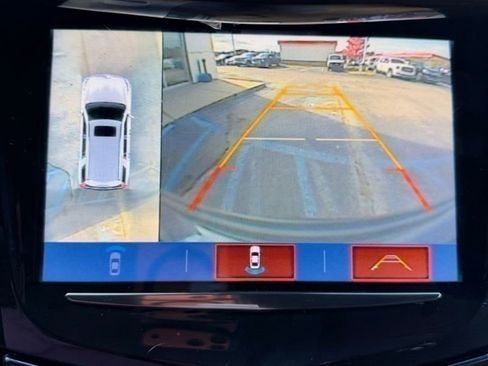 Used 2019 Cadillac Escalade Platinum image 18