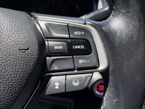 Used 2018 Honda Accord Sport image 14
