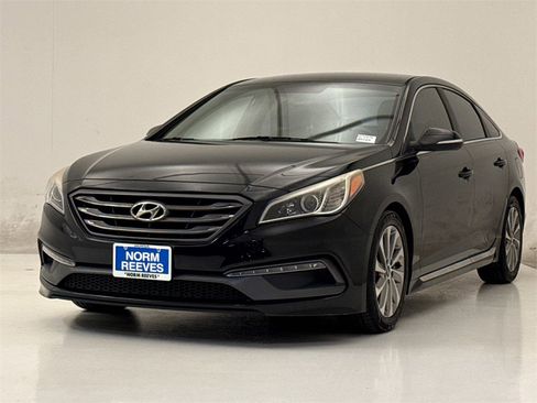 Used 2015 Hyundai Sonata Sport image 2