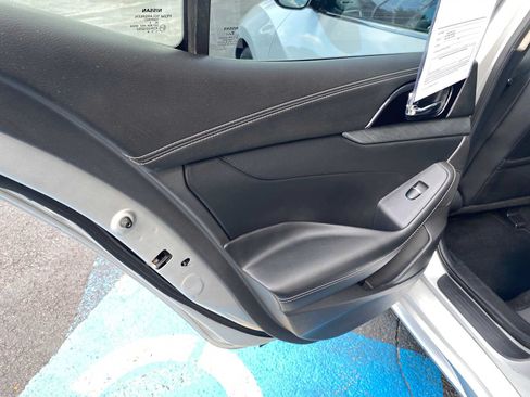 Used 2016 Nissan Maxima 3.5 SL FWD image 33