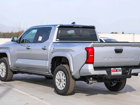 New 2026 Toyota Tacoma SR5 image 7