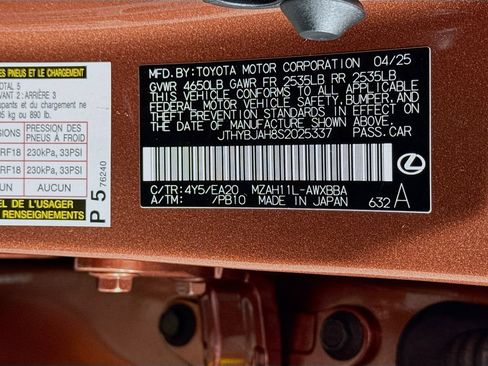 Certified 2025 Lexus UX 300h FWD w/ Accessory Package (Z2) image 33