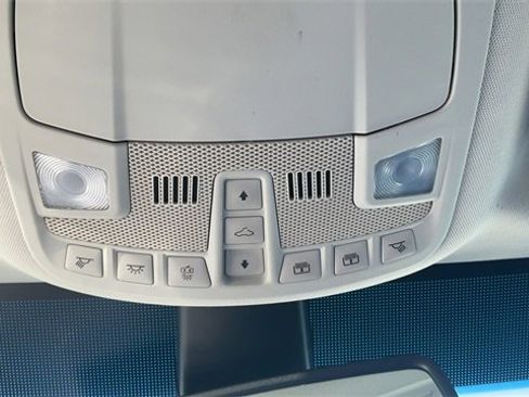 Used 2016 Ford Edge Titanium w/ Equipment Group 302A image 18