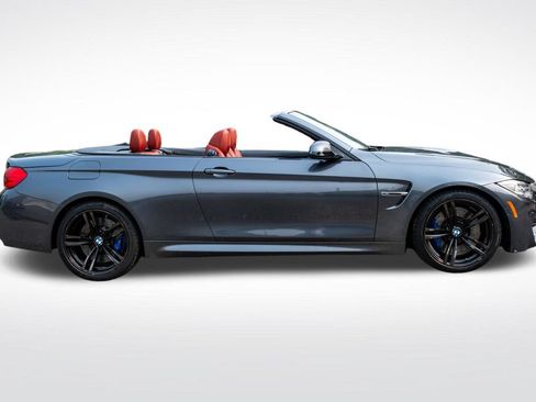 Used 2016 BMW M4 Convertible RWD image 8