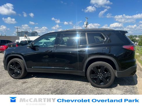 Used 2024 GMC Acadia Elevation w/ Black Edition AWD/4WD image 5