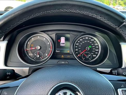 Used 2019 Volkswagen Atlas SE w/ Panoramic Sunroof Package FWD image 13