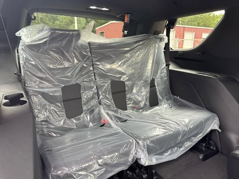 New 2026 Chevrolet Tahoe RST w/ RST Capability Package image 19