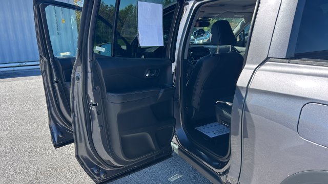 Used 2025 Honda Ridgeline RTL image 29