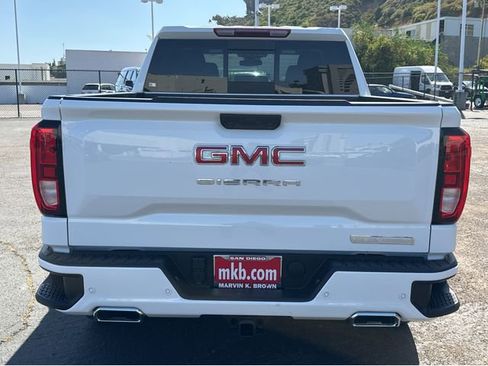 New 2026 GMC Sierra 1500 Elevation AWD/4WD image 12