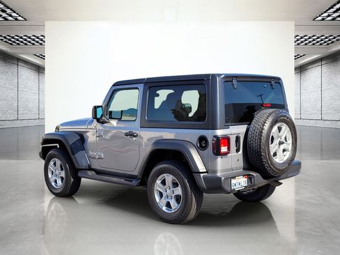 Used 2019 Jeep Wrangler Sport AWD/4WD image 9