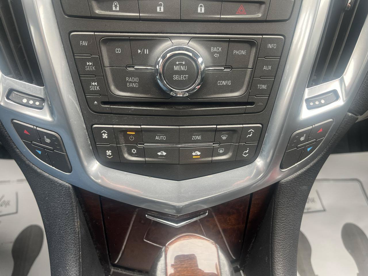Used 2011 Cadillac SRX Luxury FWD image 11
