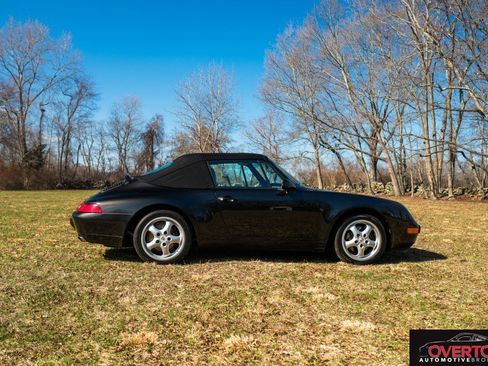 Used 1995 Porsche 911 Carrera RWD image 40