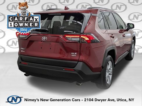 Used 2019 Toyota RAV4 XLE w/ Convenience Package AWD/4WD image 2