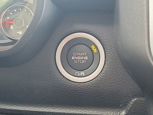 New 2025 RAM 1500 Big Horn AWD/4WD image 17