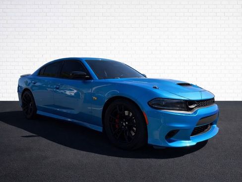 Used 2023 Dodge Charger Scat Pack w/ Plus Group RWD image 3